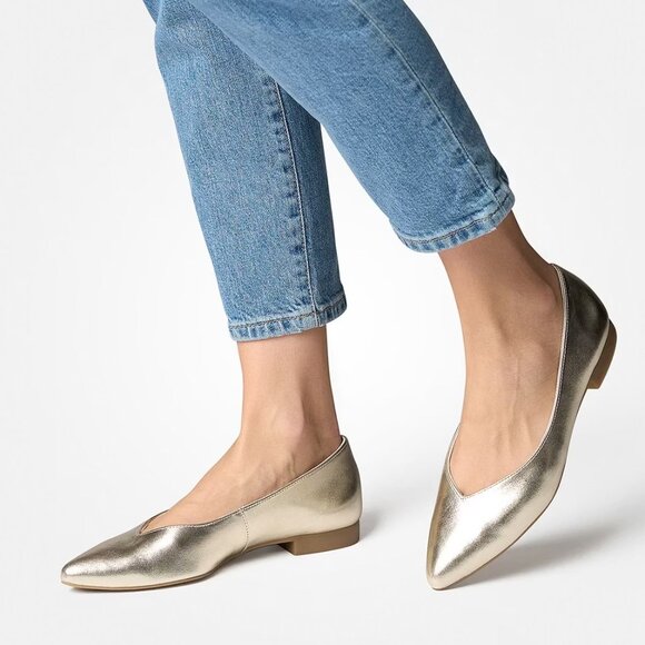 Paul Green Tia Pointed Ballerinas Flat in Gold Size  4.5 / US 7 - Picture 1 of 15